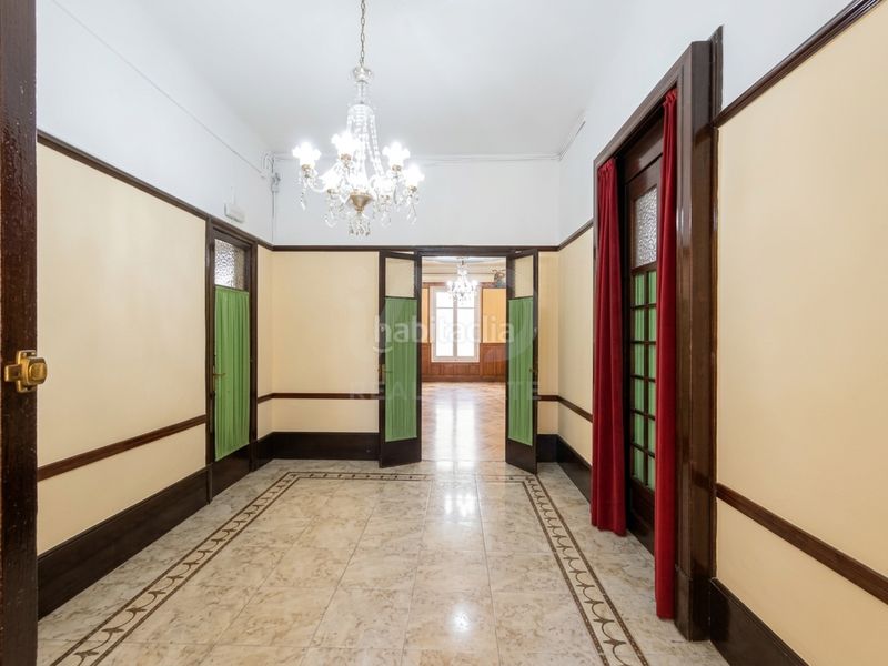 Foto a171d07e-5804-4be7-9073-ef410faa9953. Edifici a Centrevila Vilanova i la Geltrú