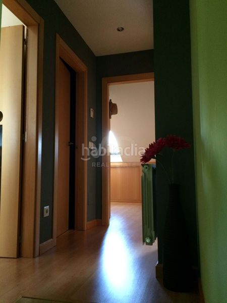 Foto e8cf39e0-5518-45e6-b7b4-b411e57dac15. Dúplex amb calefacció aparcament a Villaquilambre