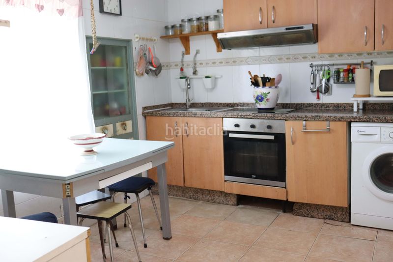 Foto ba762e3f-f699-4975-84c8-6633ea77f43a. Masia amb calefacció aparcament a Robla (La)