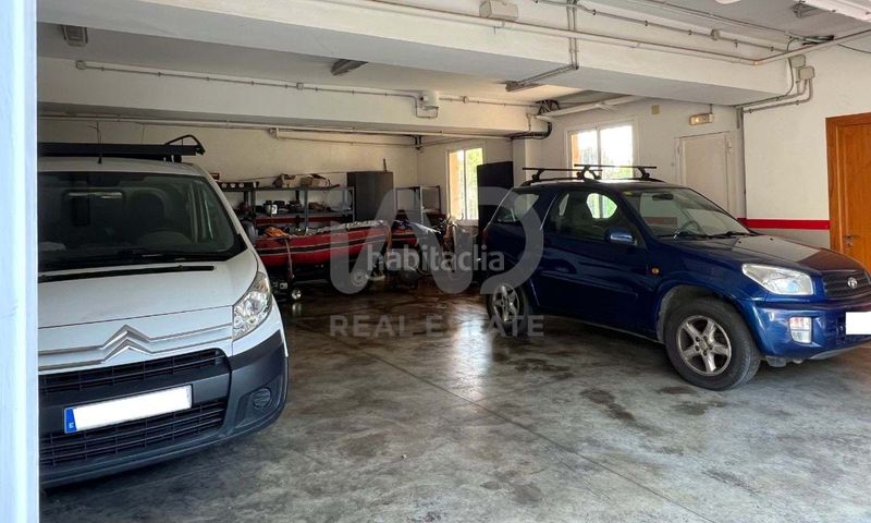 Foto 5f6159e1-78e8-47dc-85a7-57e115d69ba4. Casa amb calefacció aparcament a Castellarnau Sabadell