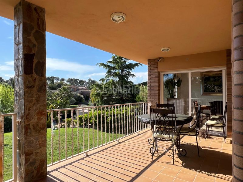 Foto 9579bd49-1e4d-4c0c-b44d-e27d09e6ce8d. Casa amb calefacció aparcament a Castellarnau Sabadell