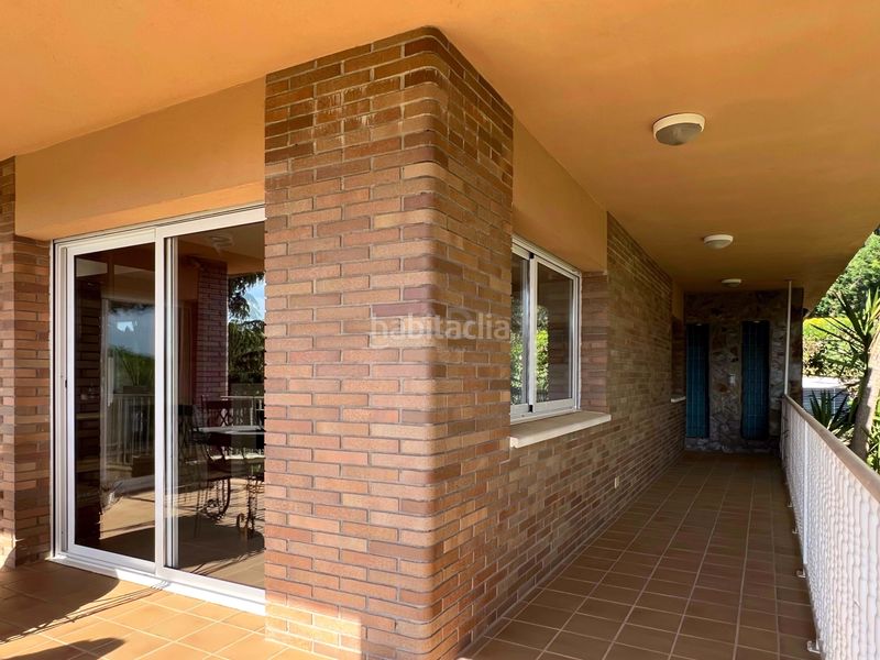 Foto ab25e44e-f80a-4d8c-97d3-65179791e578. Casa amb calefacció aparcament a Castellarnau Sabadell