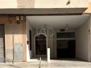 Aparcament cotxe a Orihuela Ciudad