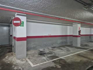 Autoparkplatz in Avenida central 34