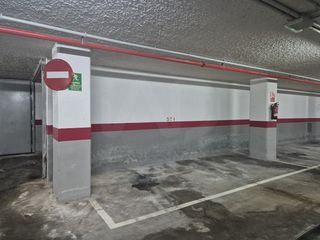 Autoparkplatz in Avenida central 34