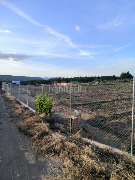 Foto b44043b4-a7ff-43a1-b0bf-86aeaedb5414. Finca rústica a Purullena