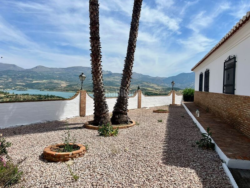 Foto 080aa1fe-8c31-4118-a7de-bd98c989f84e. Casa amb aparcament piscina a Viñuela
