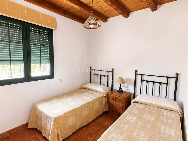 Foto 718a8095-8126-417c-8e6f-1113e453a1e5. Casa amb aparcament piscina a Viñuela