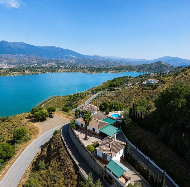 Foto e08d85eb-8826-41be-a9fe-5dec135d82c9. Casa amb aparcament piscina a Viñuela