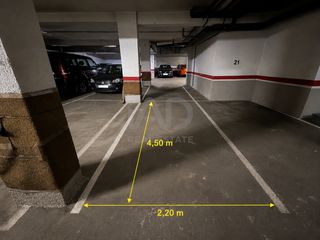 Car parking  Calle luis sosa carmona