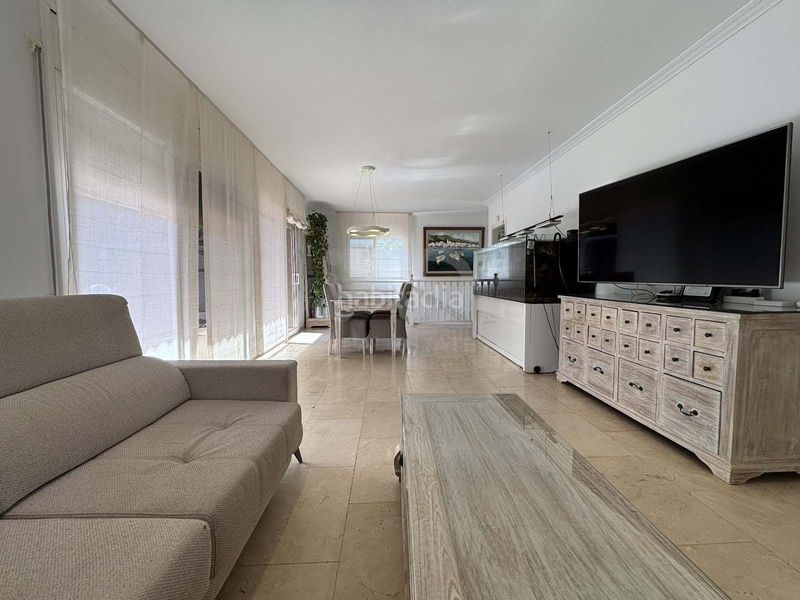 Foto 9863ca28-ab65-4191-8a1b-37af4e004c02. Casa amb aparcament piscina a Calella