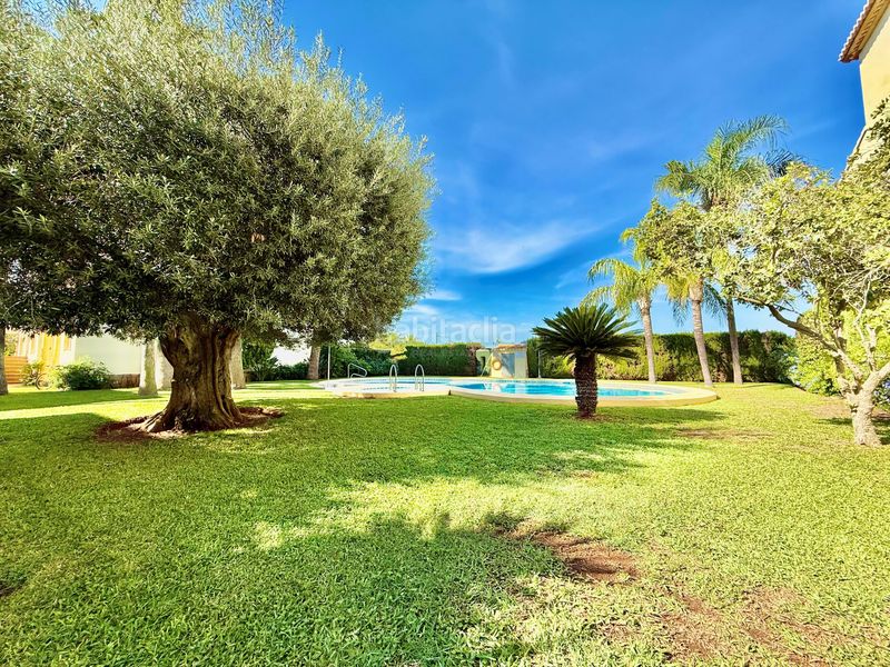 Foto ba0f32db-a03b-4ceb-8e8c-d3eb3f9a4e44. Casa amb piscina a Les Bovetes - La Felicidad Dénia