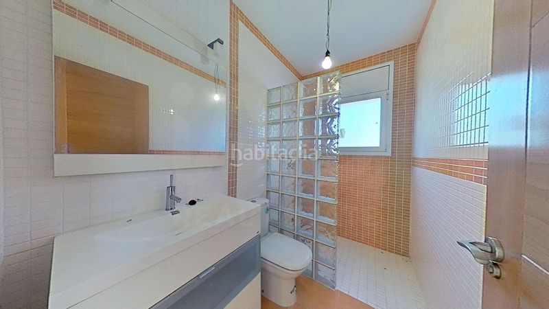 Foto 780d80d8-cf1b-405d-84e3-ac97c17d724c. Casa amb calefacció aparcament a Bellvei