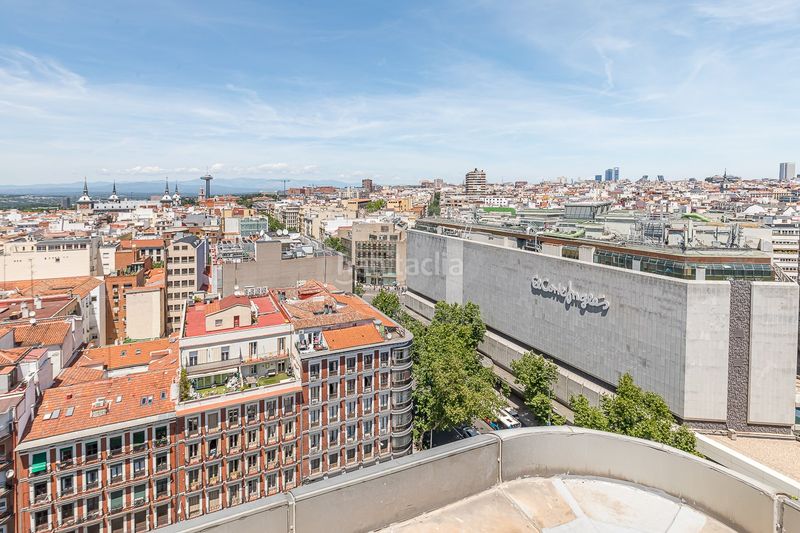 Foto afb6d948-3995-4282-842d-0ea3f7f3e7a5. Pis amb aparcament piscina a Argüelles Madrid