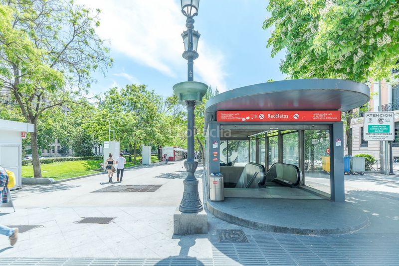 Foto b1cf3af6-0e2b-4809-98e4-9d1511d6c41a. Pis a Recoletos Madrid
