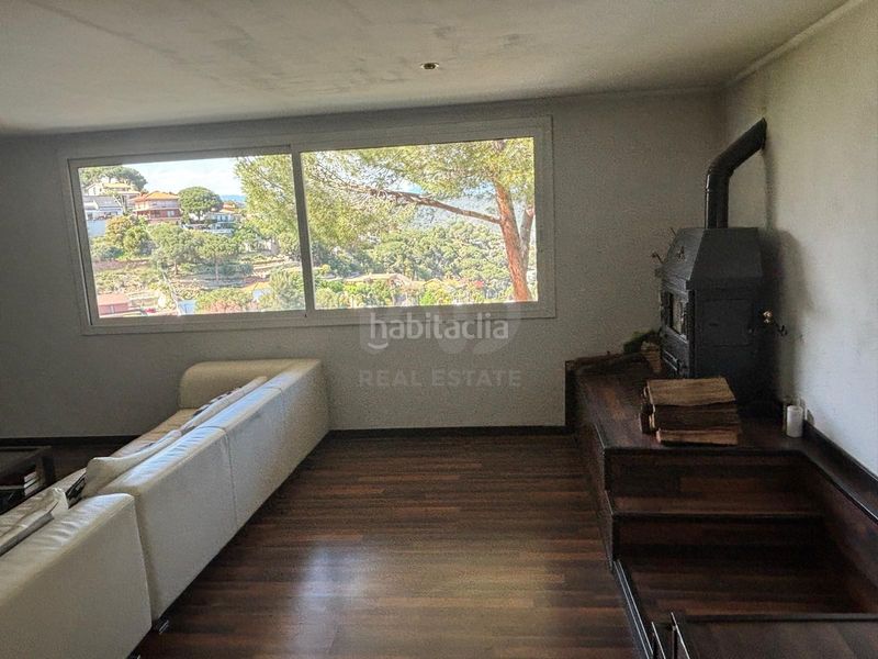 Foto ac666252-4bb2-4731-87c7-341363ddc826. Casa amb calefacció aparcament piscina a Urbanitzacions Argentona