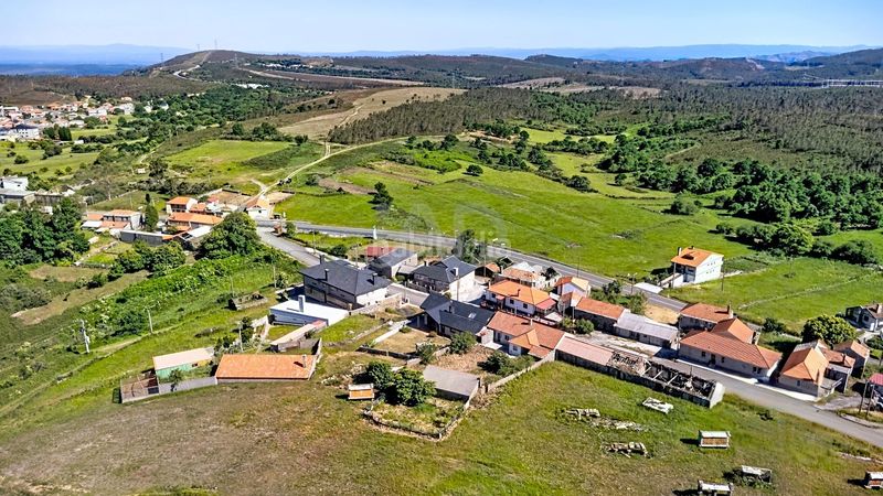 Foto ac346793-0edb-44ae-9770-d961a5d33bb2. Casa amb calefacció aparcament a Beariz