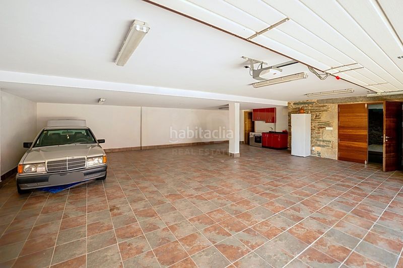 Foto b9f32d20-fb90-4085-87b8-770bee96bfad. Casa amb calefacció aparcament a Beariz