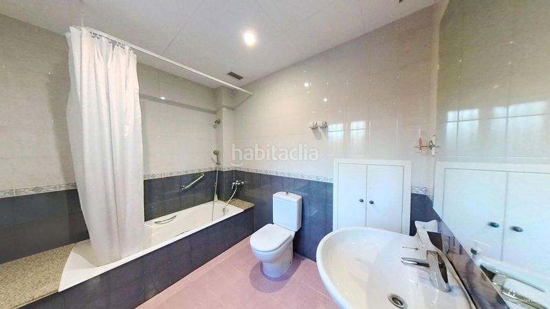 Foto eb80566d-814b-4480-8d3a-2892e180372a. Casa amb calefacció aparcament a Calafell residencial Calafell