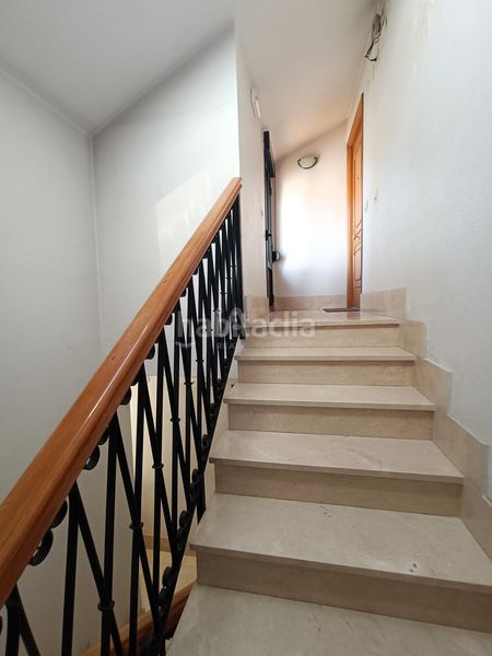 Foto d69cfb5c-5e12-4089-90b8-c295f270086d. Edificio en Sahagún
