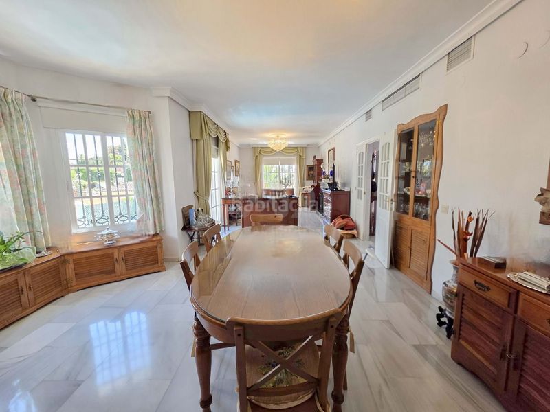 Foto fc50a5dd-56a1-4ba9-901e-5f4a9d7221cb. Casa amb calefacció aparcament piscina a La Malagueta - Monte Sancha Málaga
