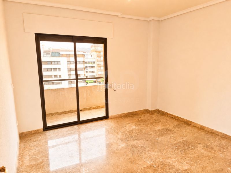 Foto 6d3a0146-8d86-4370-9e66-b2beeb308d62. Pis amb aparcament a Plaza de Toros-Avenida Chapí-Trinquete Elda