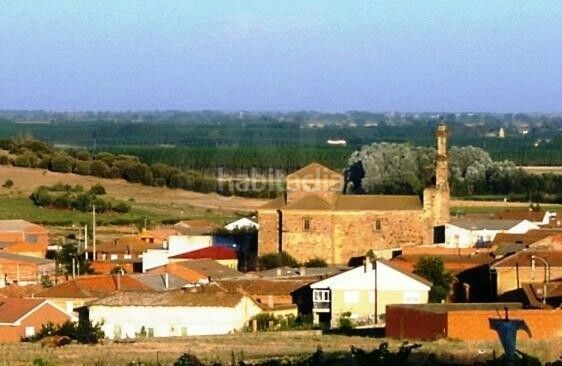 Foto 8ff89da4-eefd-41ad-a971-9c1bd7b662f3. Chalet en Villares de Órbigo