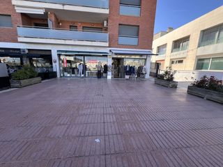 Location Local commercial à Prat de Cunit