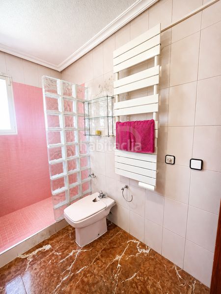 Foto f341b62b-b540-4da2-9a3d-5ce3c194be06. Edificio en Zarandona Murcia