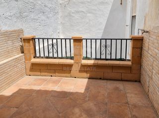 Casa aparellada a Sax