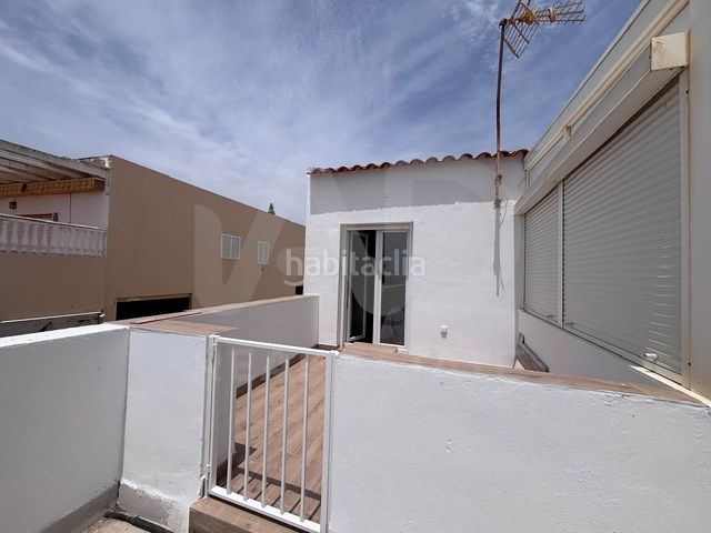 Foto 5c85d756-b8fe-414e-9c93-a146601d7142. Casa amb calefacció a Urbasur Islantilla