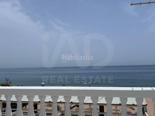Foto bb7560c7-5b1c-413e-87f2-4d3c17353926. Casa amb calefacció a Urbasur Islantilla