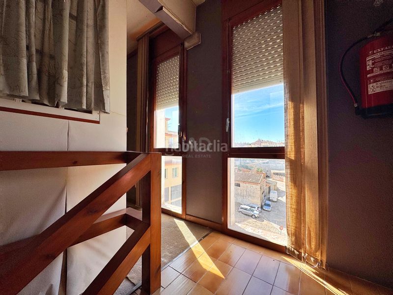 Foto f7103031-ef99-473d-850c-3190ac7694f2. Edificio in Móra d´Ebre