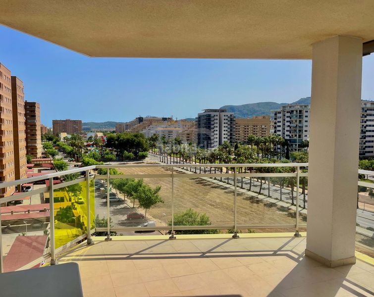 Foto 1aa3d1ad-adfe-4f5d-bf7d-b28af6ab23c6. Pis amb calefacció aparcament piscina a Vista Mar Oropesa del Mar