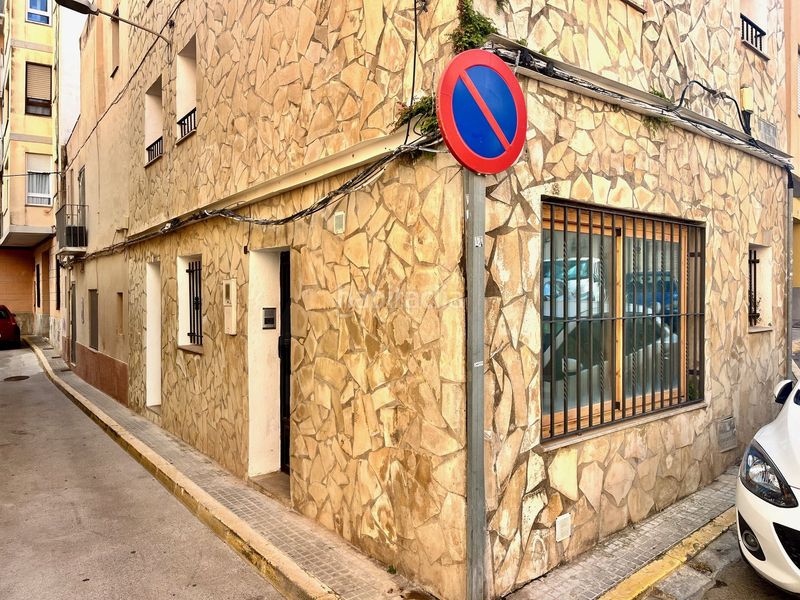 Foto 8888f9e0-48ee-4bbc-83d1-e2ec123cd19c. Casa amb calefacció a Casco Urbano Vinaròs