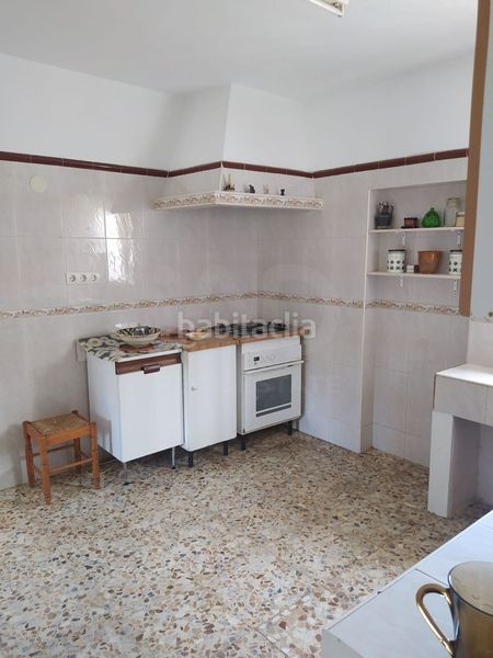 Foto 0da76e90-c969-4c73-a945-59262ef16d7f. Masia amb aparcament piscina a Sedella