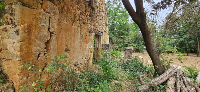 Foto 6b9946e4-a4c5-4b7d-ad42-80b332265537. Finca rústica a Cornellà del Terri