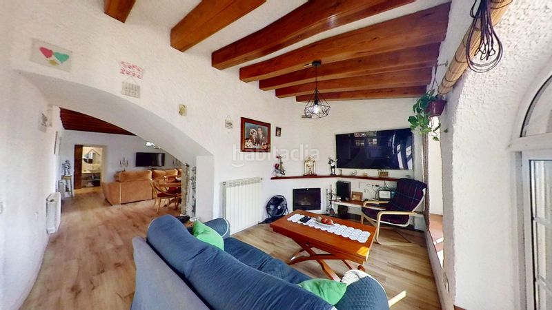 Foto b047b3b3-2ee6-40b8-bae1-c309acf3d9b7. Casa amb calefacció aparcament piscina a Nou Vendrell Vendrell (El)