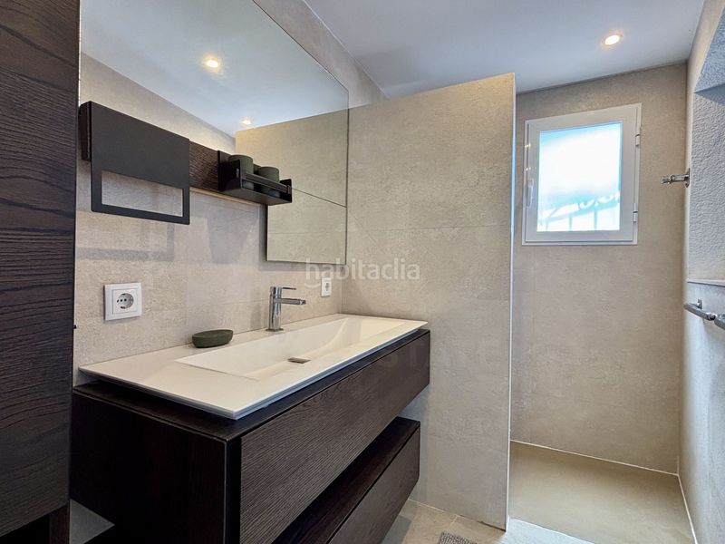 Foto 06e623db-c3fc-423b-b88b-96ddee612768. Casa en Poblets (els)