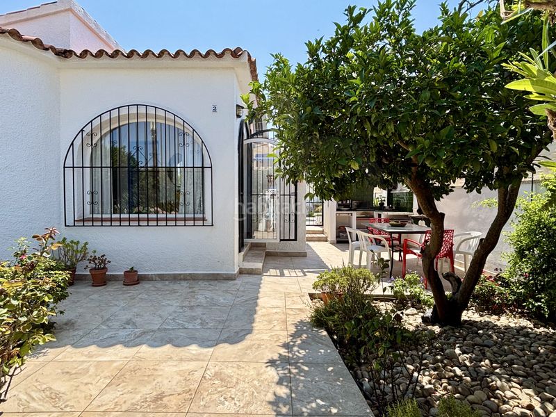 Foto 9378d85d-9560-4b13-876d-05b1162c9f89. Casa en Poblets (els)