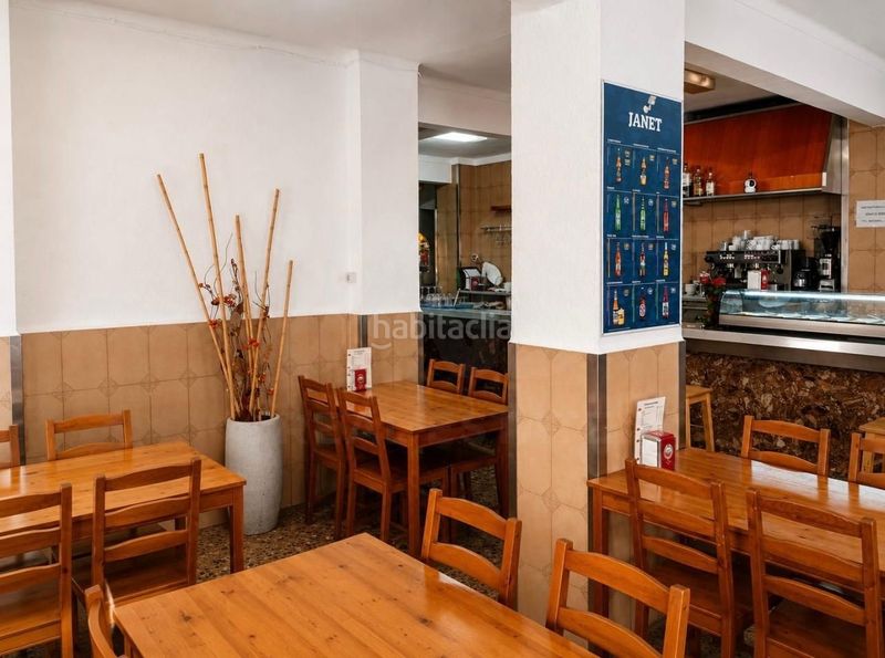 Foto d02b8f18-ce2a-4e42-889c-acf799c7ba4f. Local comercial a Centre Prat de Llobregat (El)