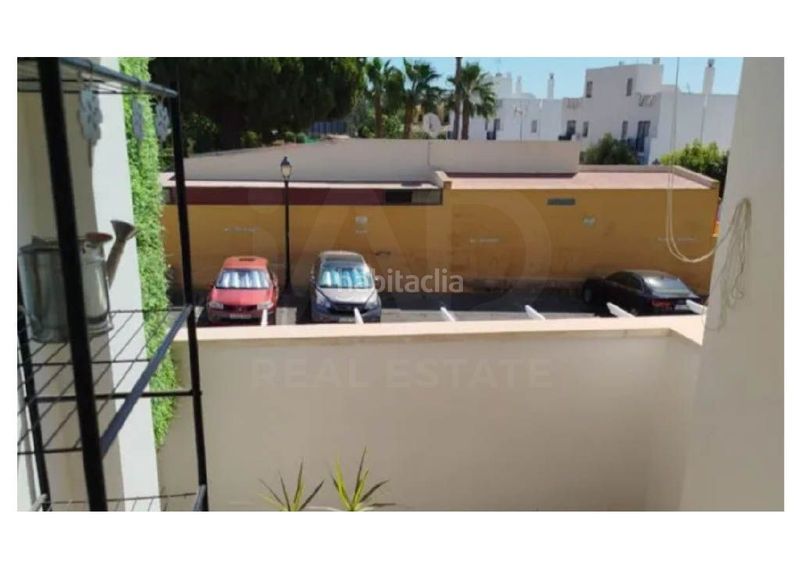 Foto 4a39b06b-89e7-4350-909a-b8543ae2f2b7. Casa pareada en Lepe