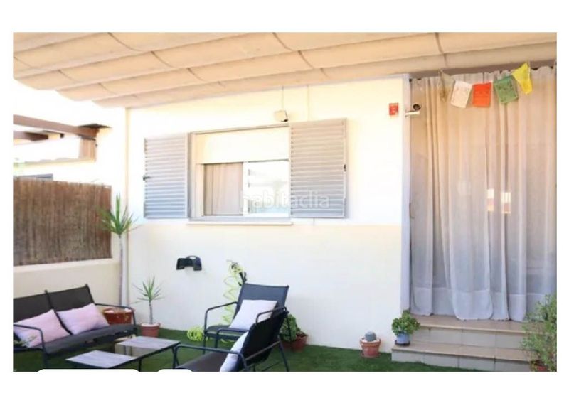 Foto f0686c6d-de1e-4987-a5f5-81e01040329c. Casa pareada en Lepe