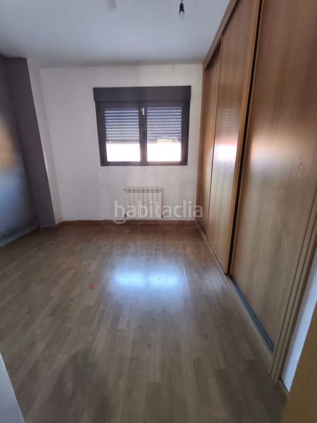 Foto d1c387e1-f8eb-4795-8279-0098177d4628. Pis amb calefacció aparcament a Puente Castro León