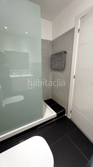 Foto b93b0fb3-5ad6-4726-9a52-a696200cf6be. Pis a Els Molins - Pins Vens Sitges