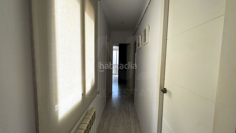 Foto f0d976ab-7a76-495f-850a-2a4c71ac3f4f. Pis a Els Molins - Pins Vens Sitges