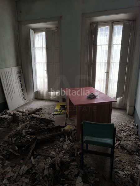 Foto 9c227462-7473-47fd-85a7-9964db58e5c1. Edificio in Centro Ferrol