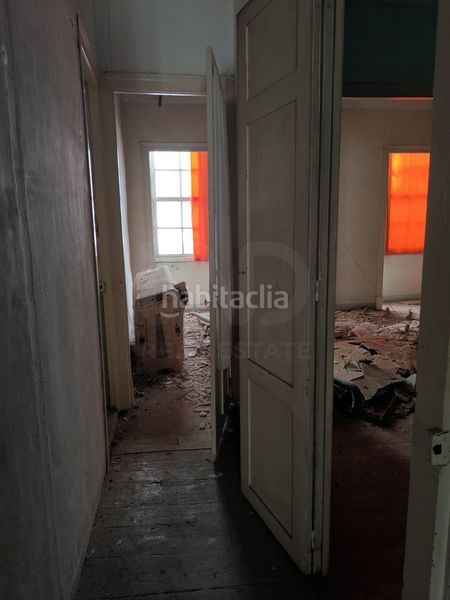 Foto c03da87e-81f6-44c5-8735-2372e0487be4. Edificio in Centro Ferrol