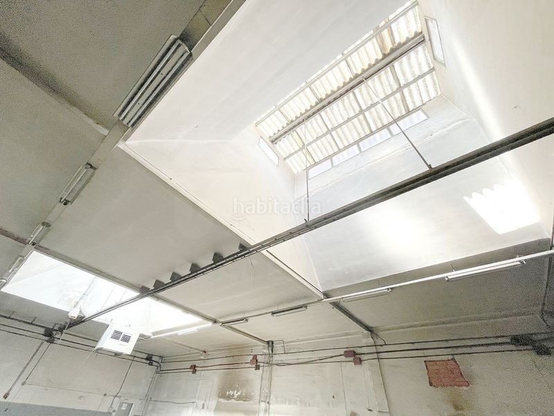 Foto 4b2b5d16-3b4d-40a7-9155-b5e727f241ab. Edificio en Gràcia Sabadell