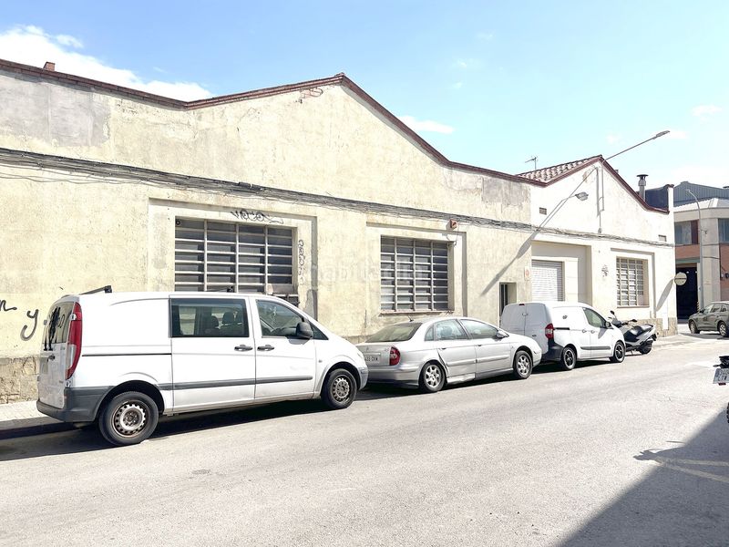 Foto b5ea2452-b46b-42bb-bfa0-7856f61ac2d9. Edifici a Gràcia Sabadell